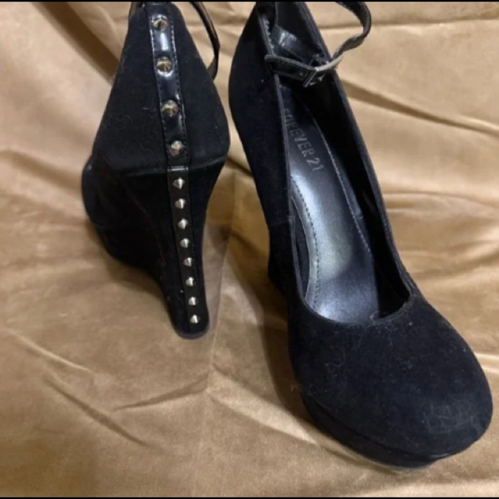 Forever 21 Black Studded Platform Heels